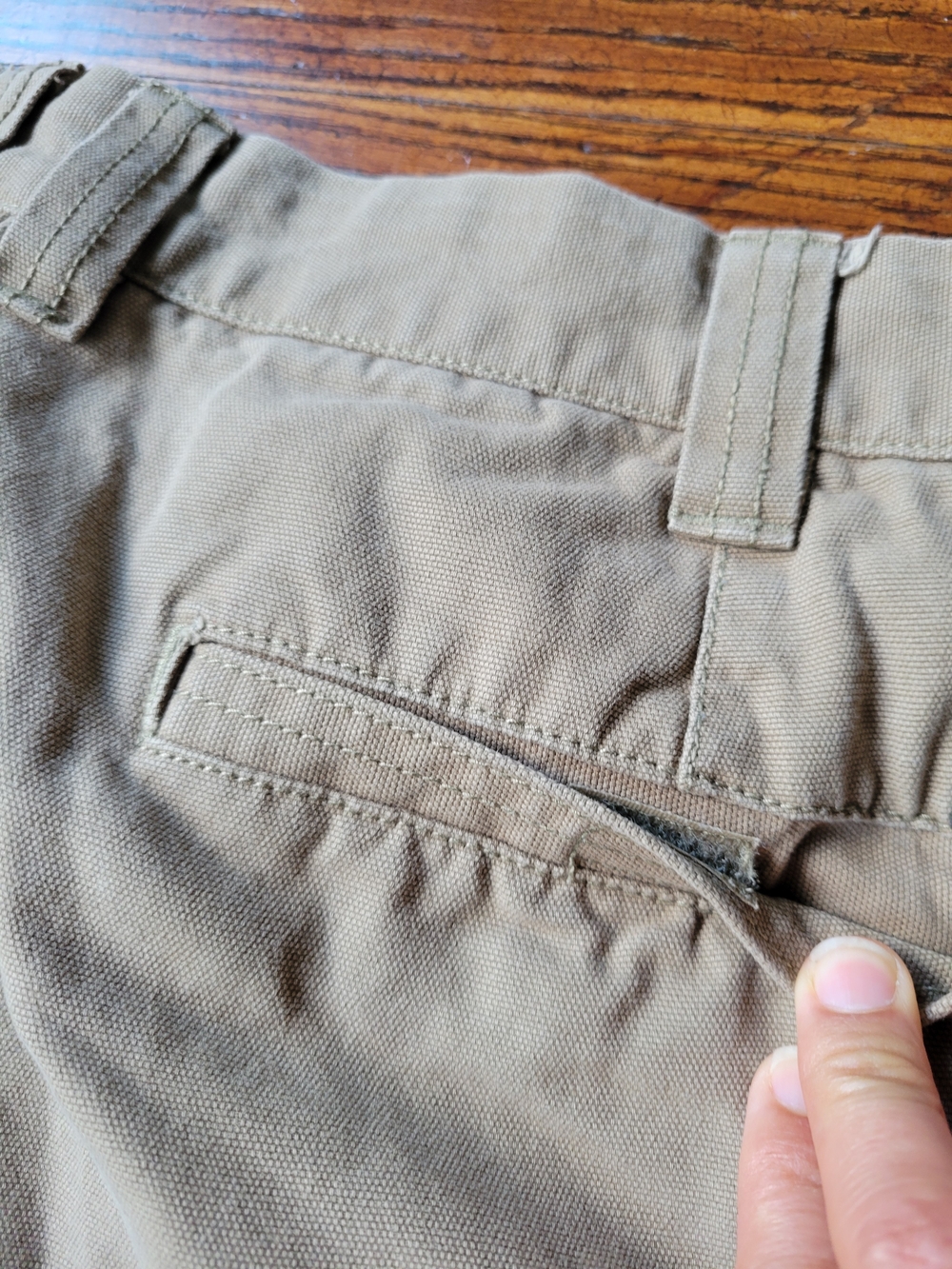 Columbia Men Size 40W 8L Flat Front Cargo Khaki Tan Shorts Workwear, Hiking - Picture 17 of 17